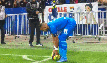 TA：桑德兰的定位球战术取得成效，阿森纳需要更好的控制比赛