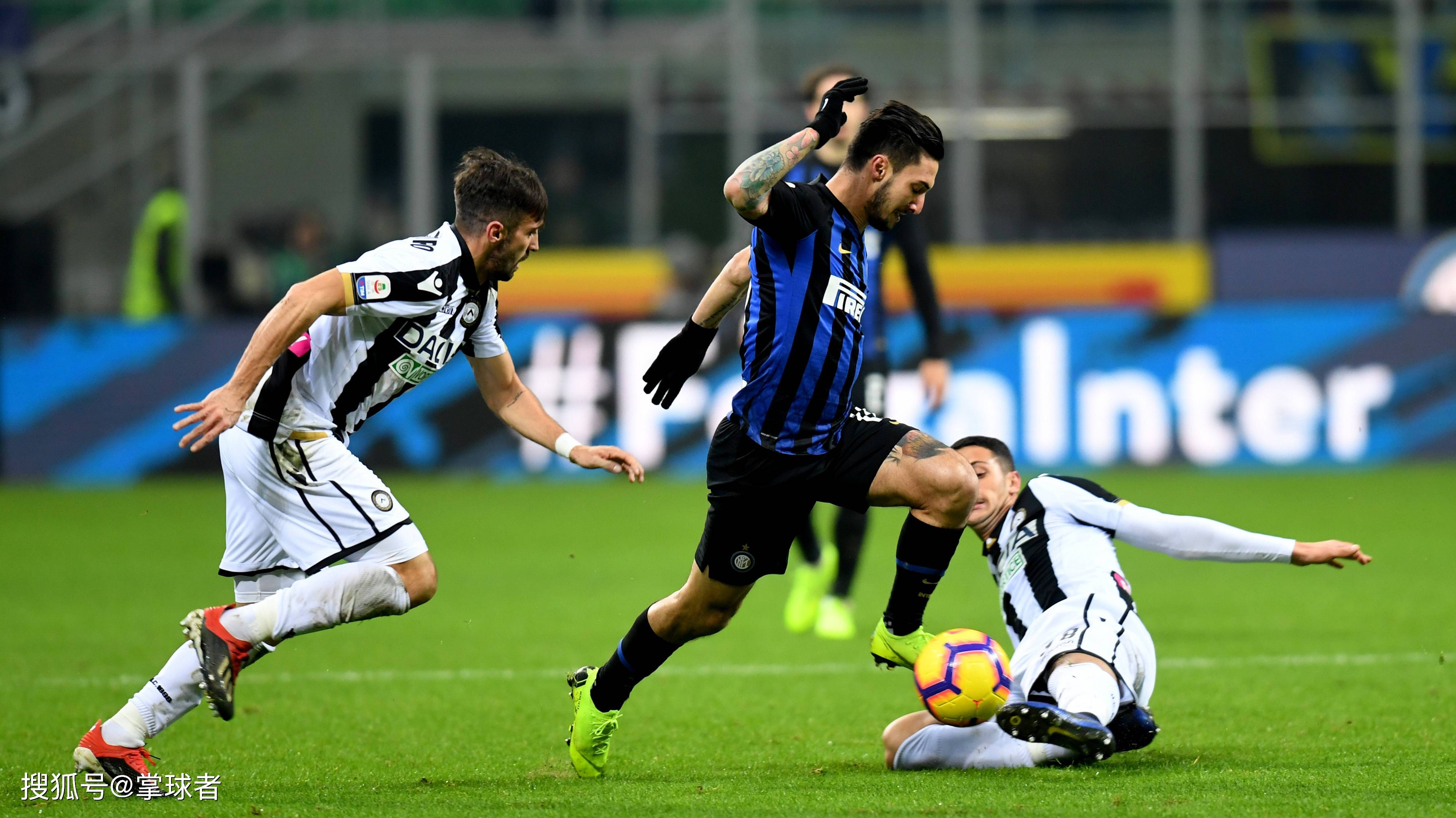 霍安：没人预料到梅西会回来，我希望他能来并和他一起踢球（霍安：没人想到梅西会回归，我盼他到来，与他并肩作战）